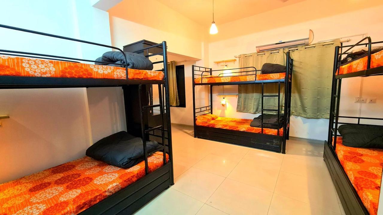 Lifespace- Spacious Hostel In A Luxurious Villa Pune Bagian luar foto