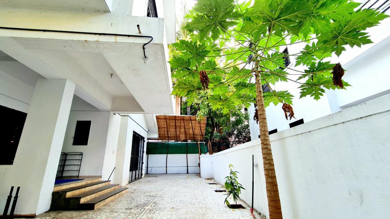 Lifespace- Spacious Hostel In A Luxurious Villa Pune Bagian luar foto