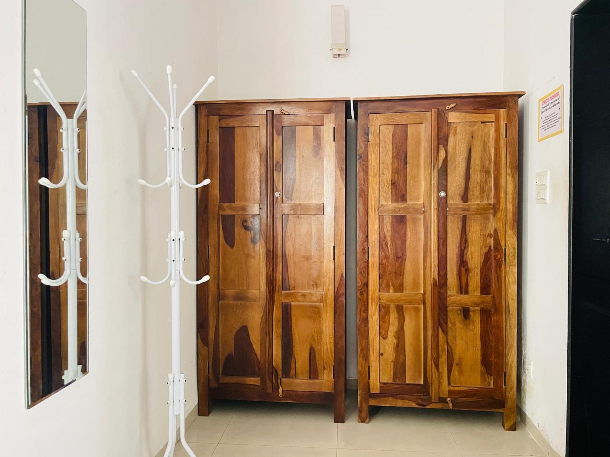 Lifespace- Spacious Hostel In A Luxurious Villa Pune Bagian luar foto